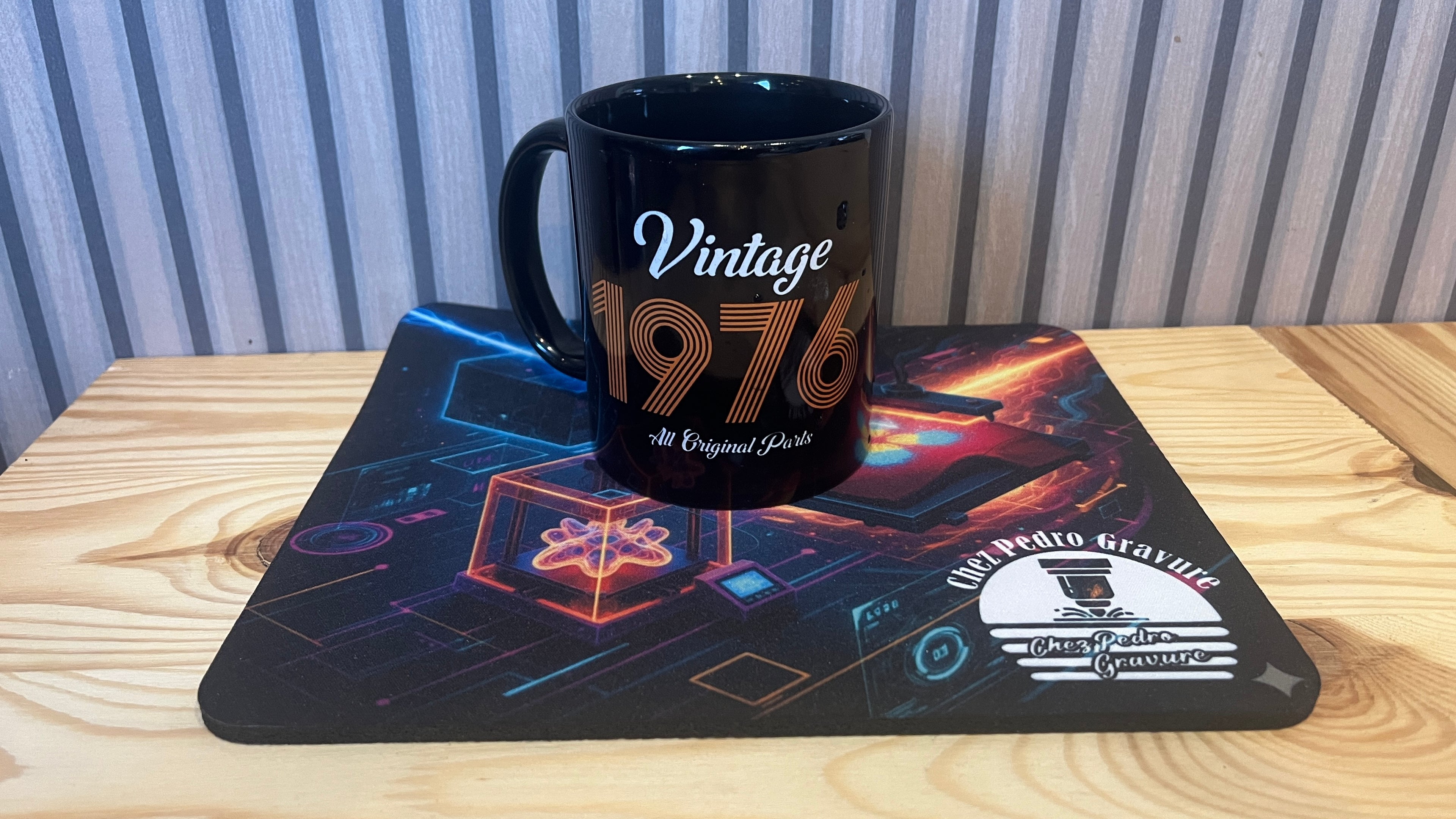 Mug noir Vintage 1930-2026