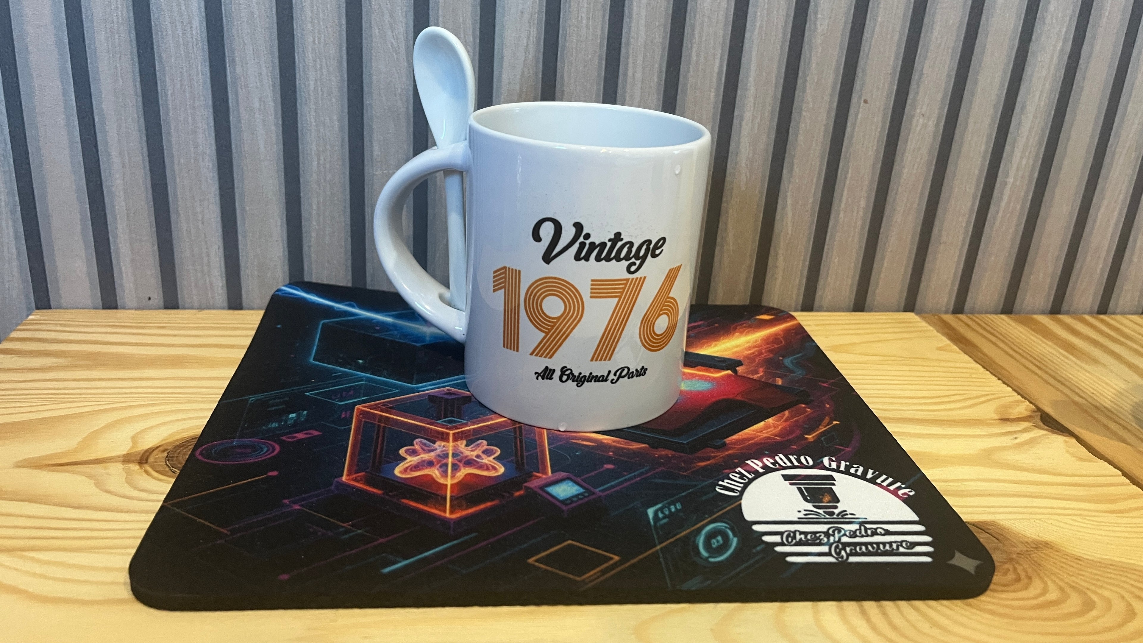 Mug avec petite cuillere Vintage 1930-2026