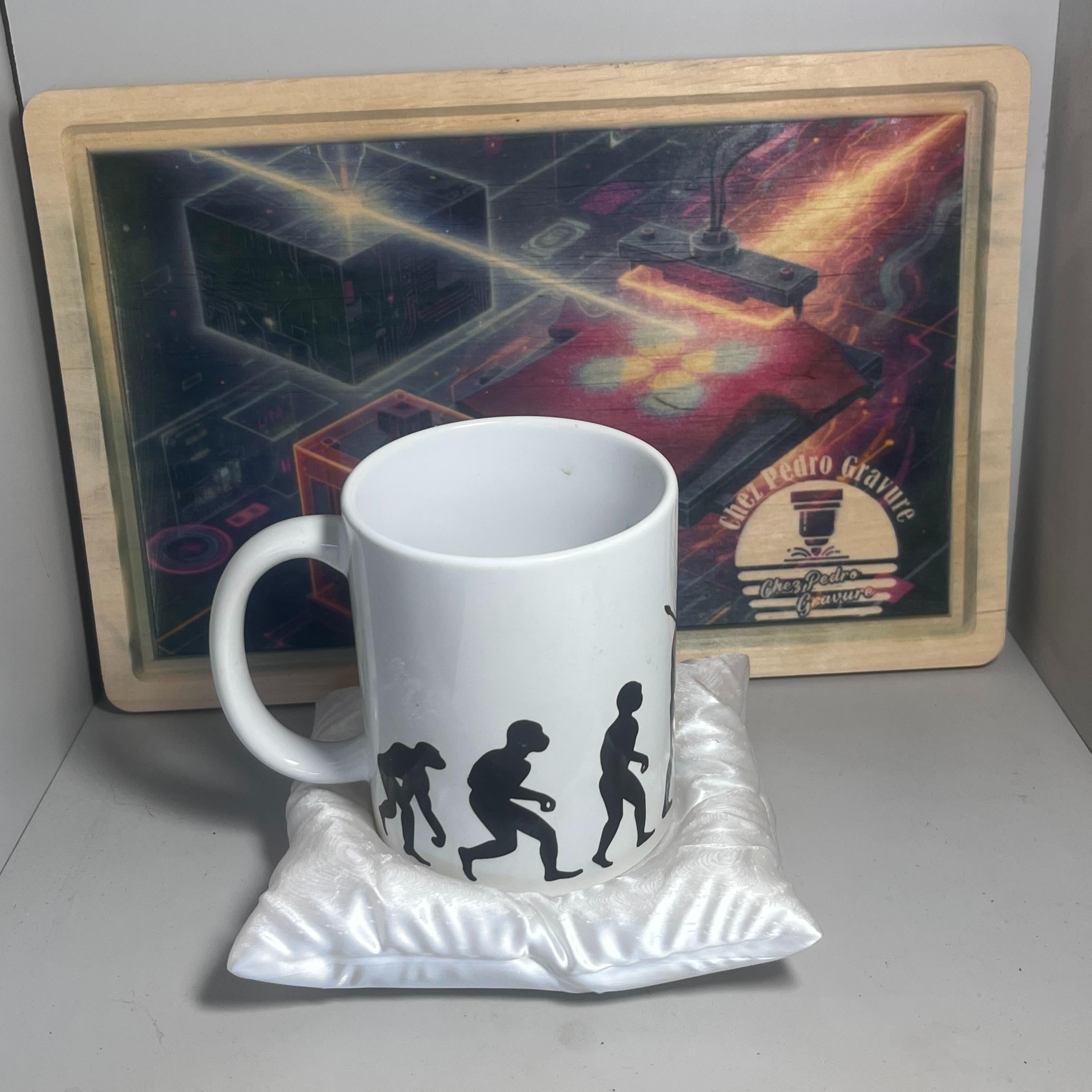 Mug 'Mécanique' Design Élégant et Finition de Haute Qualité Idéale pour les Collectionneurs ou Cadeau Unique