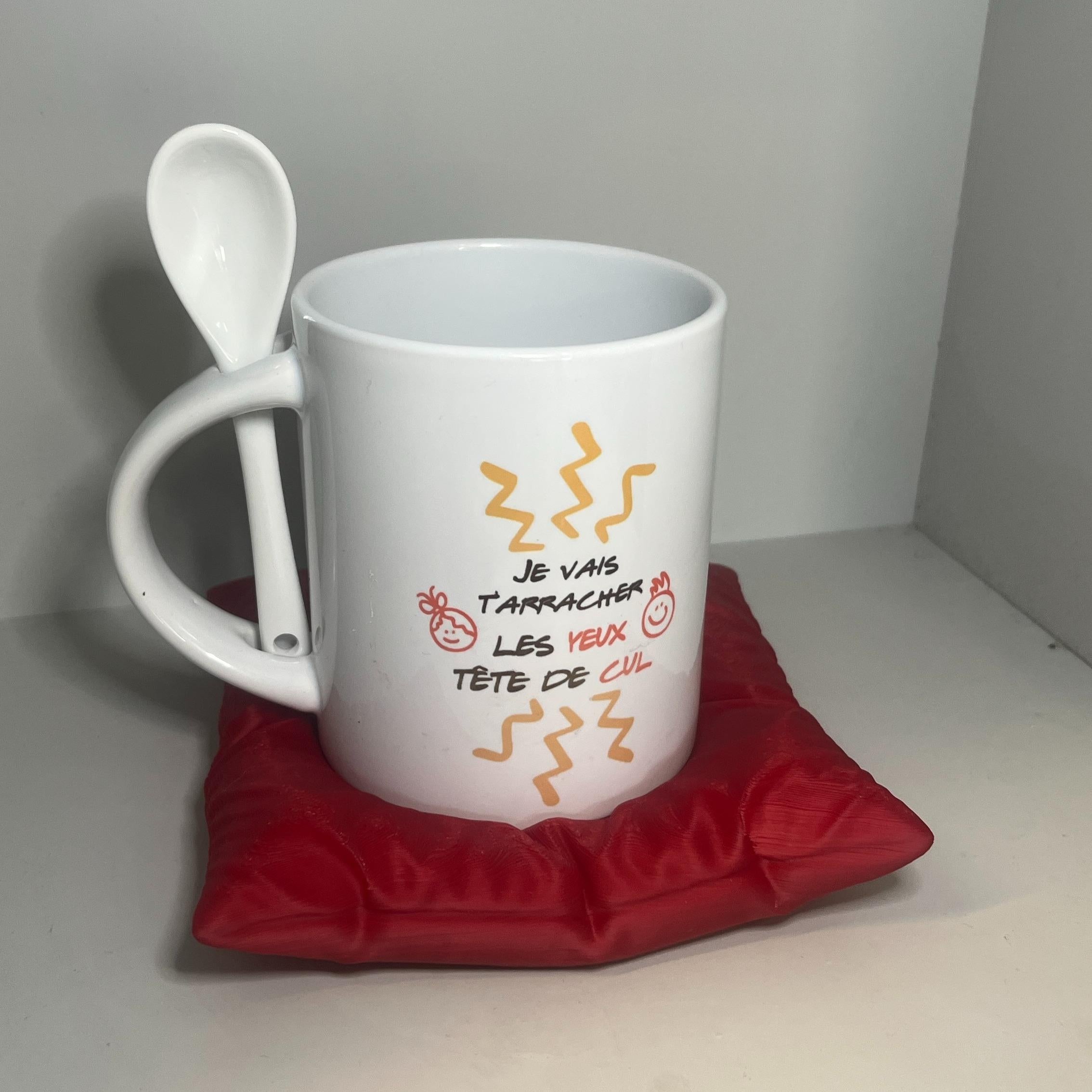Mug Vintage 'Je vais t arracher les yeux tête de cul' Design Élégant et Finition de Haute Qualité Idéale pour les Collectionneurs ou Cadeau Unique